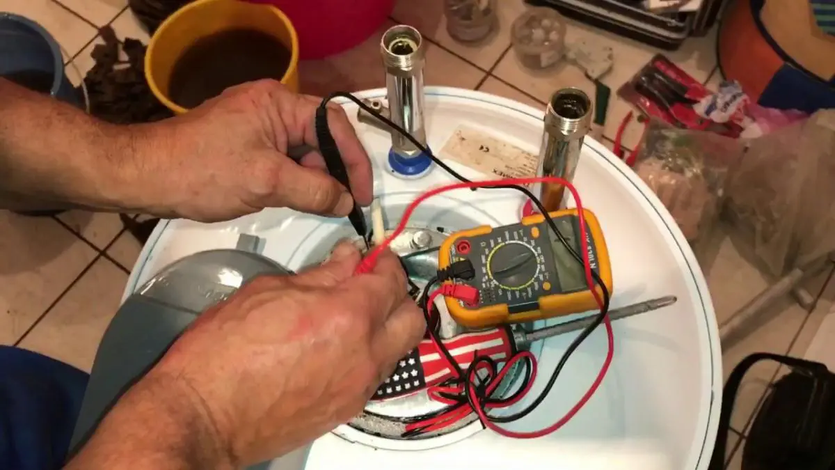 Ремонт водонагревателей Electrolux в Находке — выгодная цена от 2372 руб., Мастер24