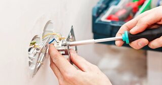 Электромонтажные работы в Находке от Мастер24 — электромонтаж под ключ, цены от 1650 руб., заказать услуги